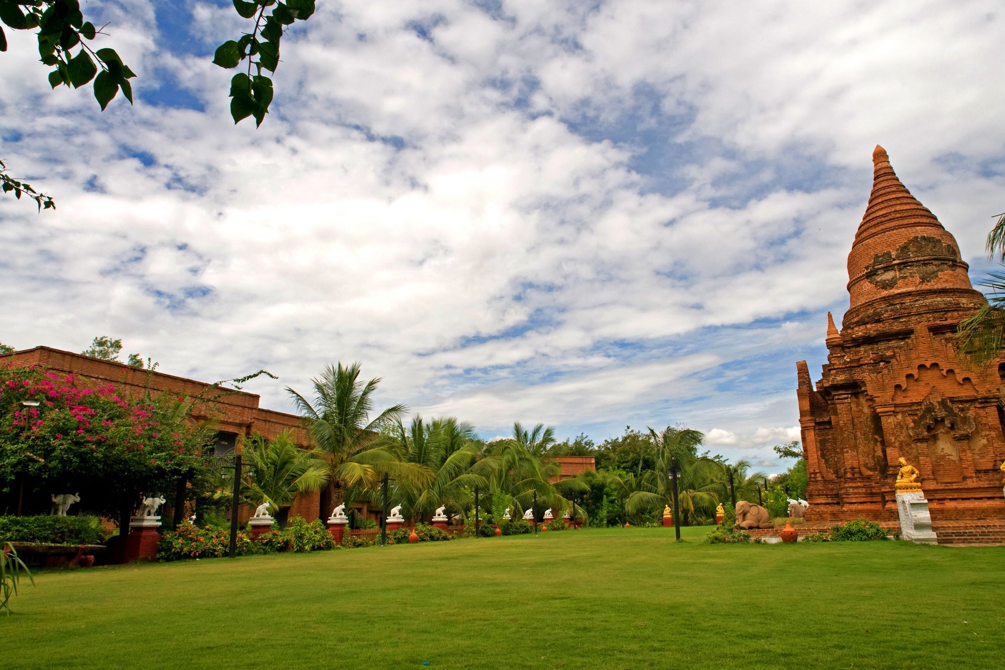Thazin Garden Hotel - Bagan Exterior foto
